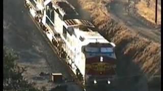 Tehachapi Loop quotWalongquot BNATampSF South bound train 1997 [upl. by Ttezzil]