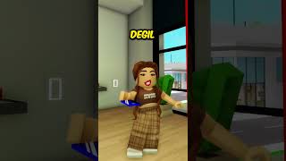 Robux İçin Oğlunu Verdi 💰😱 [upl. by Zel]