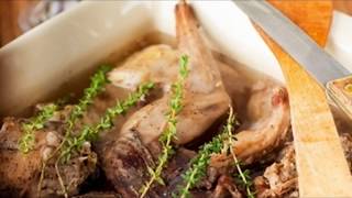 Recette  Lapin aux herbes [upl. by Oag]