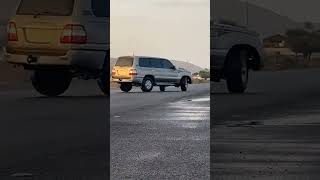 Toyota land cruiser gxr V8 drifting explore shorts تويوتا استيشن اكسبلور لايك [upl. by Suravaj]