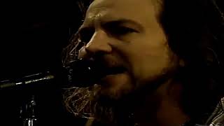 Pearl jam  Yellow ledbetter live chile 2005 [upl. by Bollinger]