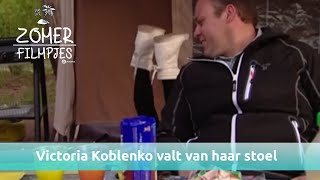 Victoria Koblenko valt van haar stoel van het lachen  Zomerfilmpjes [upl. by Suitangi916]