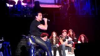 Alejandro Fernandez sube a sus hijos al escenario [upl. by Demahom891]