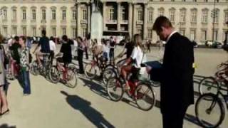 Premier Flashmob entreprise à Paris  AGAP2 [upl. by Alberik]