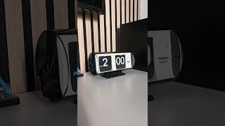 Flipping Flip Clock Timelapse vintageclock twemco clocklover retrotech tech clocklover [upl. by Sayer]