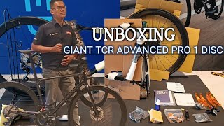 UNBOXING 2022 GIANT TCR ADVANCED PRO 1 DISC BLACK DIAMOND [upl. by Yffat817]