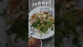 Dahi Bhalla Bhalla papdi chaat amp Stuffed gujiya droolingkitchen dahibhalla bhallapapdichaat [upl. by Illa]