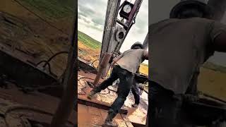 Floorman Work over job rig floor drilling oil tripping [upl. by Chuch]