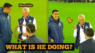 José Mourinho Spotted Making A Rival Gesture Before Fenerbahce vs Trabzonspor Match [upl. by Panthea863]