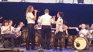 Polizeimusikkorps Karlsruhe I Will Follow Him Gesang Claudia Gebhardt u Susanne Kunzweiler [upl. by Sauncho510]