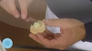 Macaron Macaroon Recipe Recette HOW TO COOK THAT Ann Reardon [upl. by Aicenek595]