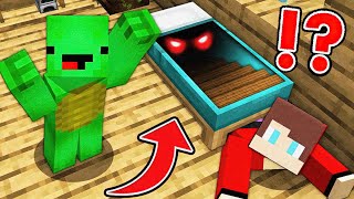 Who DRAGGED Mikey and JJ Under The Bed  in Minecraft Funny Challenge Maizen Mizen Mazien [upl. by Dihahs]