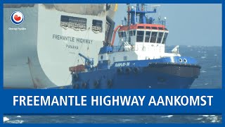 LIVE Zie hier hoe de Fremantle Highway aankomt in de haven [upl. by Elvin744]