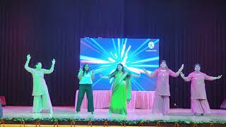 TOTAL DHAMAAL  TEACHERS DAY PROGRAM  MASHUP  DANCE PERFORMANCE BY TEACHERS [upl. by Holli743]