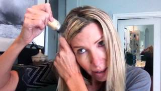 HOW TO INSTANTLY HIDE ROOT REGROWTH AT HOME  for temporary blonde hair color [upl. by Malvie]