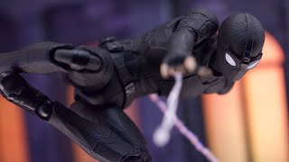 Medicom Mafex 125 Spider Man Far from Home Stealth Suit Spiderman Night Monkey Review [upl. by Baudelaire]