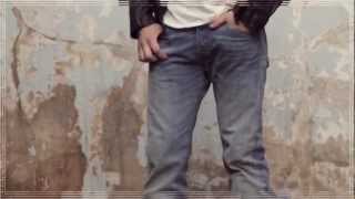 LEVIS® 501® JEANS THE ORIGINAL STRAIGHT [upl. by Hans546]