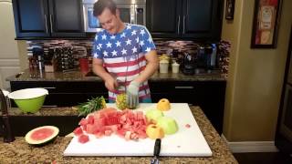 How to cut a fruit salad in 2 minutes or less [upl. by Amick457]