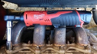 Milwaukee cordless ratchet 2457 unboxing and review [upl. by Ayikat]