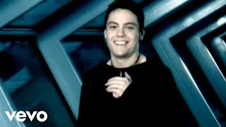 Tiziano Ferro  Alucinado Official Video [upl. by Landmeier522]