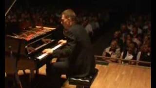 Adam Gyorgy plays FLiszt Hungarian Rhapsody No 2 2005 [upl. by Bernetta]