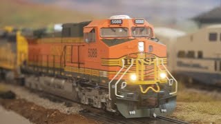 Athearn Genesis BNSF Dash 9 C449W w Tsunami2 sound [upl. by Ahsya]