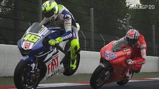 Casey Stoner vs Valentino Rossi MotoGP 2007 Catalunya [upl. by Austina]