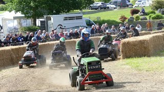 Course de tracteur tondeuse Ã Plougernevel [upl. by Jansen787]