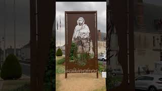 sculpture in tribute Emir Abdelkader amboise Algeriannationalhero travel walkinamboise shorts [upl. by Sheline]