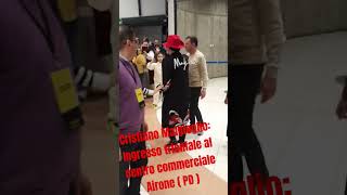 Cristiano Malgioglio Acclamato al Centro Commerciale Airone di Monselice Ingresso Trionfale [upl. by Towers]