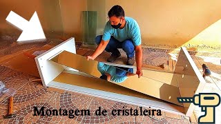 Montagem Cristaleira com Espelho LED e 2 Portas em Vidro Tiffany [upl. by Sivrat]