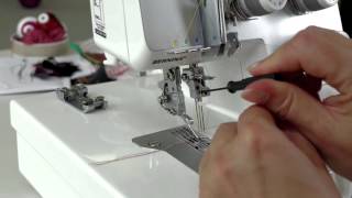 Tutorial L220 Como enhebrar la BERNINA L220 [upl. by Aninaig790]