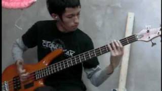 Funky Tu Madre cover Bajo [upl. by Enyahs822]