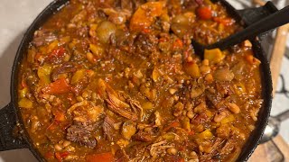 Low en slow chili con carne recept  BBQuality [upl. by Animas436]