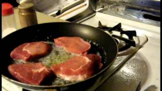 how to fry the perfect pork chop [upl. by Htevi]