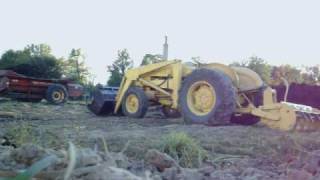 Ford 4400 Loading Manure [upl. by Assele]