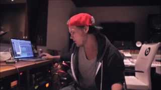 Avicii  Wake Me Up Live [upl. by Gnilyarg223]