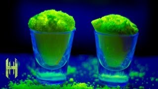 Amazing Glow Powder  Fluorescein [upl. by Fellows]