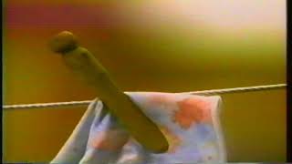 Kibbles N Bits Stew Dog Food 1995 Commercial [upl. by Farlie]