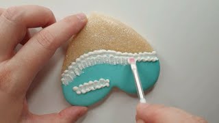 How to make HEART COOKIES with royal icing  tutorial [upl. by Anehc]