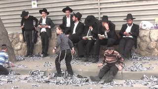 הפגנת החרדים ב 2314 Ultraorthodox protest in Jerusalem against the IDF draft law [upl. by Einnahpets]