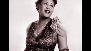 Ella Fitzgerald And Her Savoy Eight  Bei Mir Bist Du Schoen [upl. by Selym]