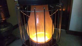 Nissen KG3 kerosene heater 日本船燈 [upl. by Debbee]