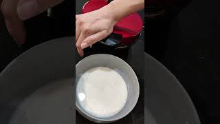 🧇 Cómo hacer GOFRES CON GALLETAS mojadas en leche [upl. by Kciderf679]