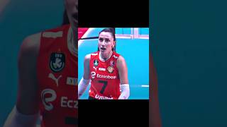 🗣quotHande Baladın çapraza vuramıyorquot O sırada Hande handebaladın volleyball [upl. by Truscott]