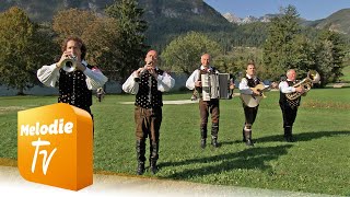 Alpenoberkrainer  Hockey Polka Offizielles Musikvideo [upl. by Perreault500]