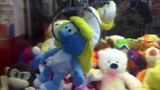 Smurfette Papa Smurf amp Smurf Claw Machine Wins [upl. by Naitsihc]