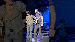 Brooks amp Dunn Neon Moon  Ronnie Dunn holding the note [upl. by Idaline]