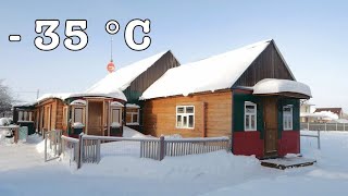 How does a Tatar family live in the Russian cold in a village in winter [upl. by Idas12]