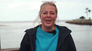 Ulladulla Surf Schools and Walking on Water Review in Dutch from Floor by Grasshopper Travel [upl. by Assital]